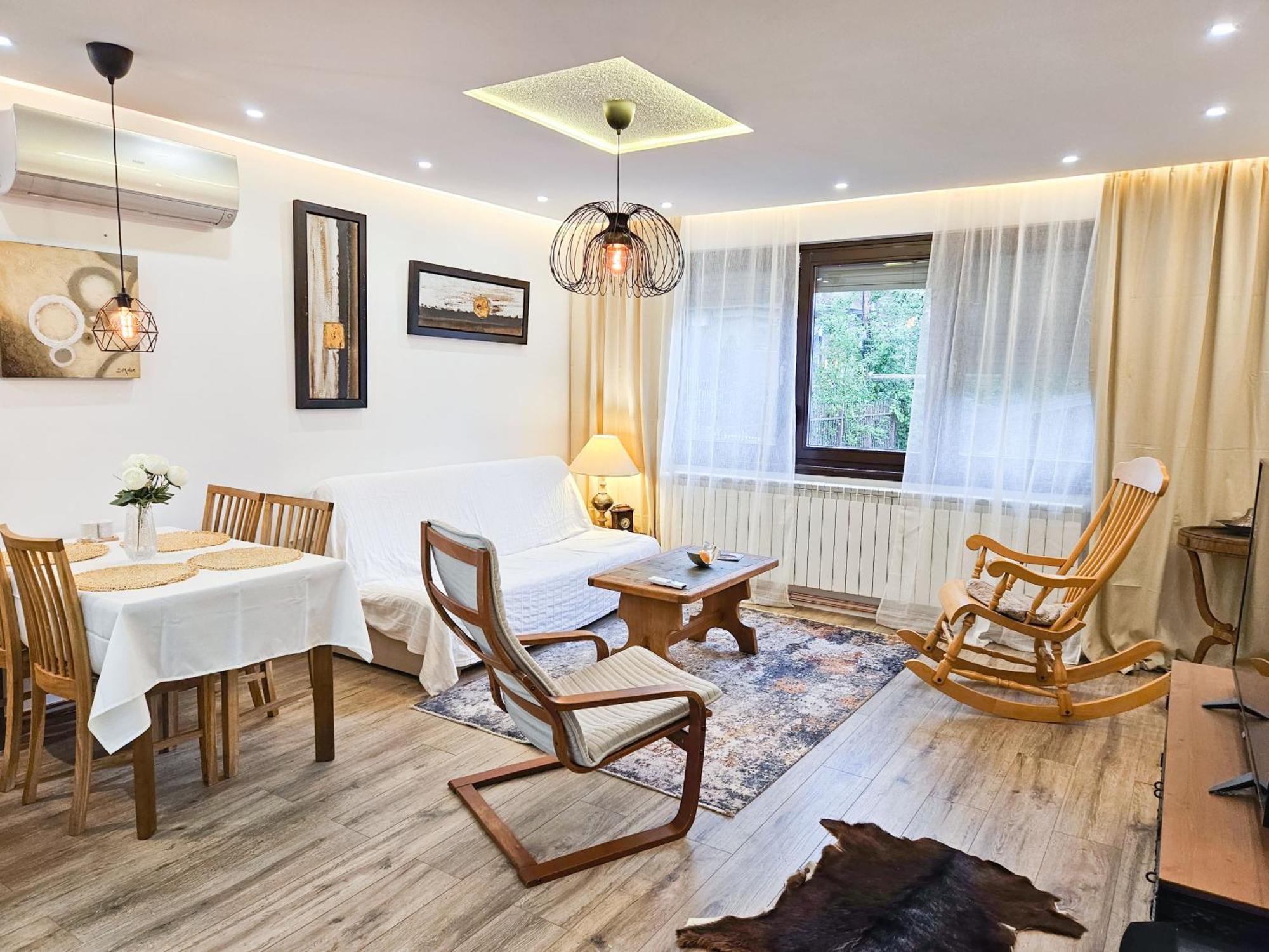 Ludwigs Apartment Sarajevo Ngoại thất bức ảnh